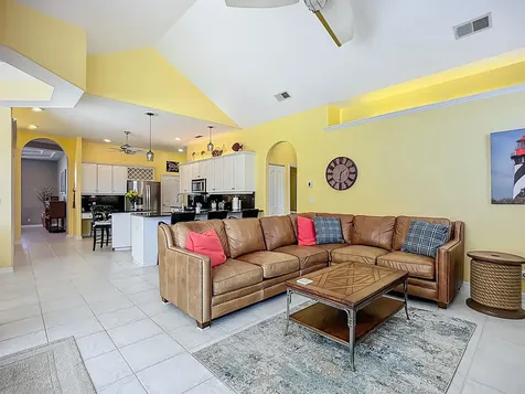 5 Cher Court Palm Coast FL 32137