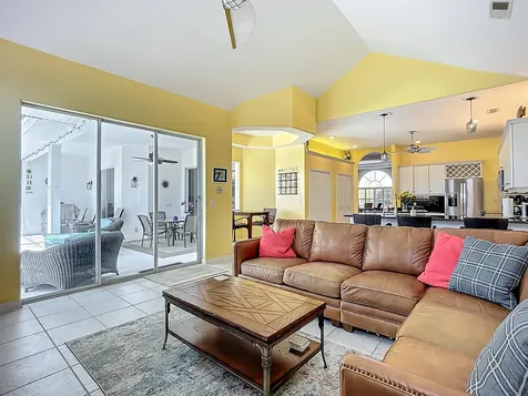 5 Cher Court Palm Coast FL 32137