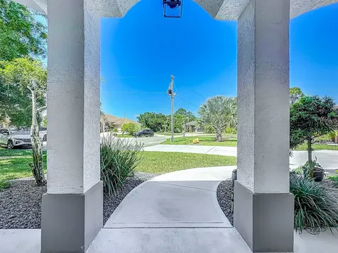 5 Cher Court Palm Coast FL 32137