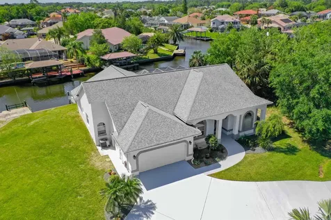 5 Cher Court Palm Coast FL 32137