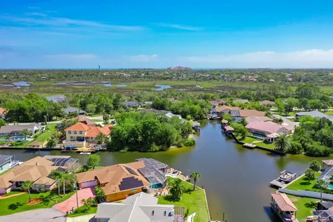 5 Cher Court Palm Coast FL 32137