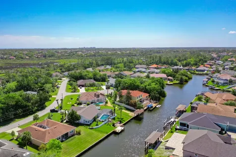 5 Cher Court Palm Coast FL 32137