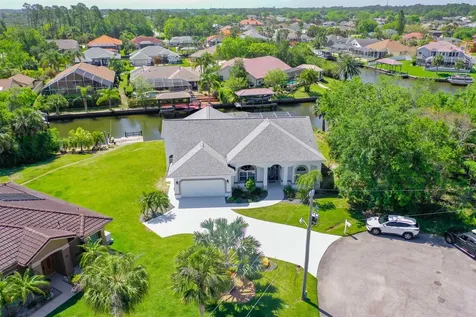 5 Cher Court Palm Coast FL 32137