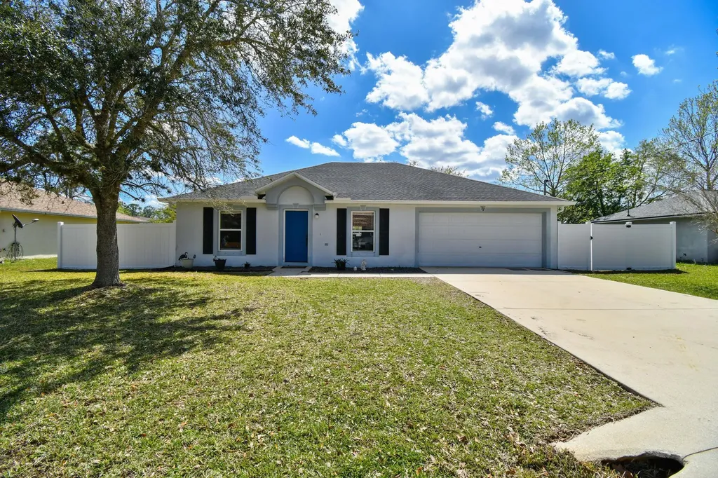 12 Rosecroft Lane Palm Coast FL 32164