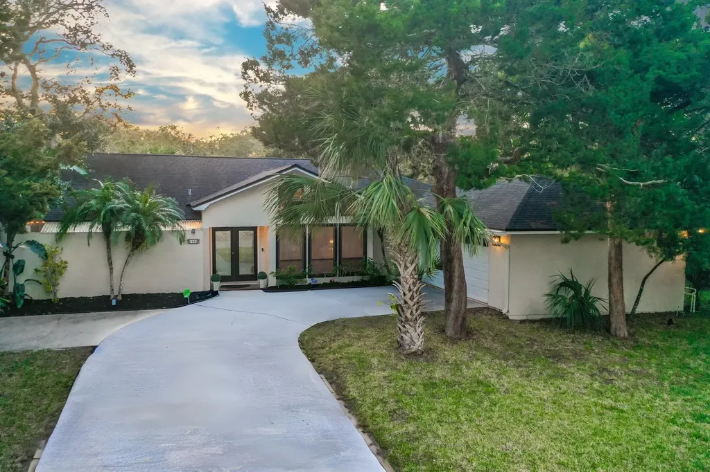 16 Lee Drive St Augustine FL 32080