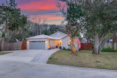 14 White Street W St Augustine FL 32080