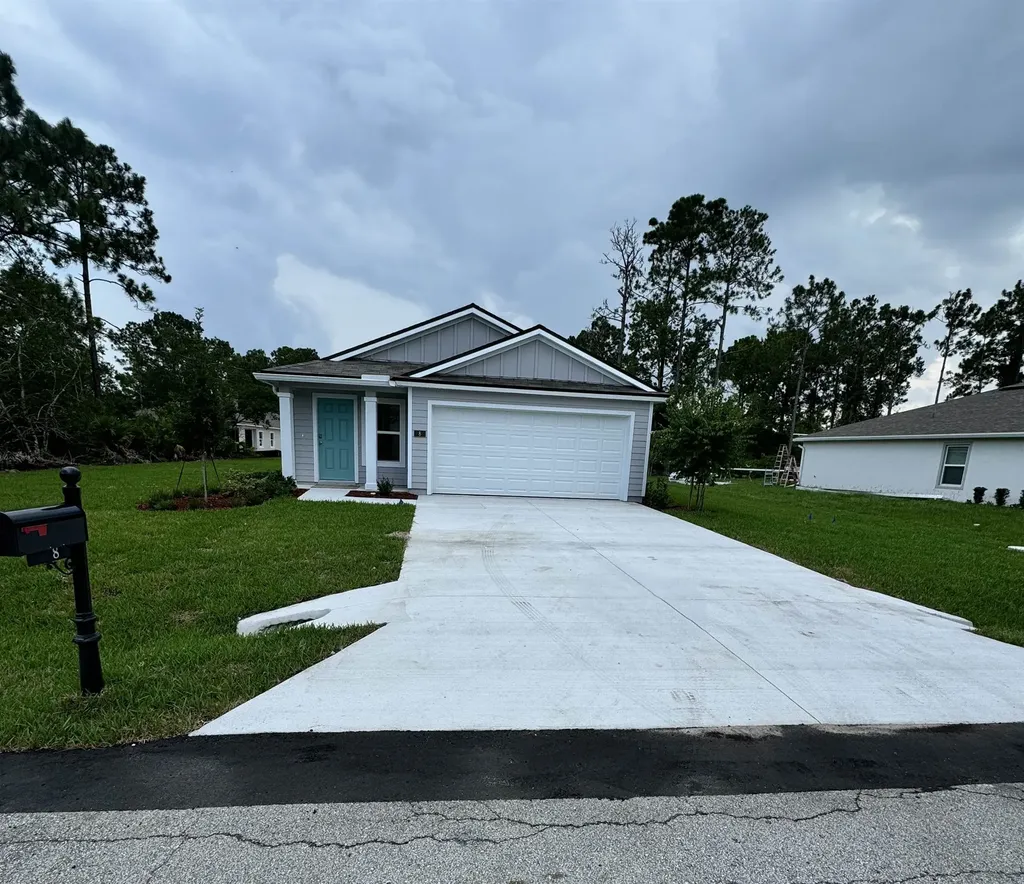 8 Phoenix Lane Palm Coast FL 32164