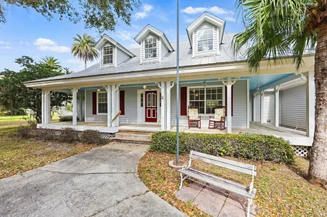 134 Commercial Avenue East Palatka FL 32131
