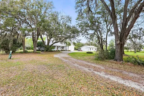 134 Commercial Avenue East Palatka FL 32131