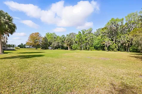 134 Commercial Avenue East Palatka FL 32131