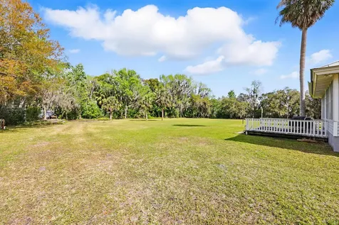 134 Commercial Avenue East Palatka FL 32131
