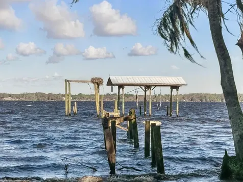 134 Commercial Avenue East Palatka FL 32131