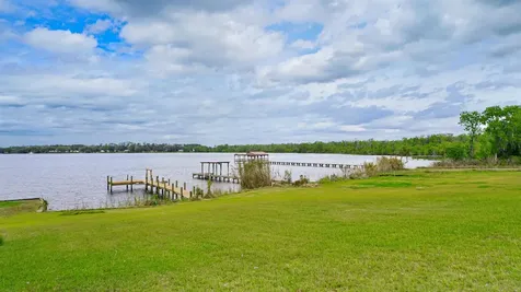 229 River Drive East Palatka FL 32131
