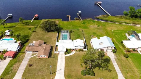 229 River Drive East Palatka FL 32131