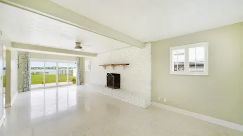 229 River Drive East Palatka FL 32131