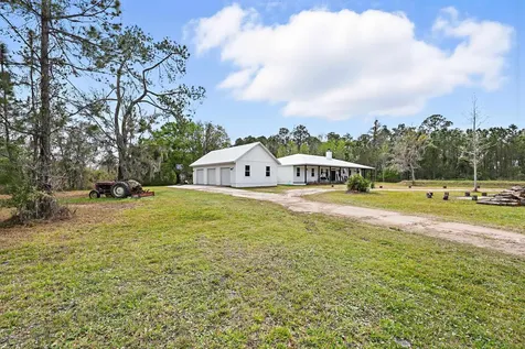 290 Federal Point Road East Palatka FL 32131