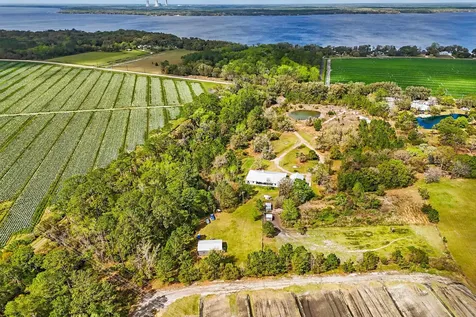 290 Federal Point Road East Palatka FL 32131