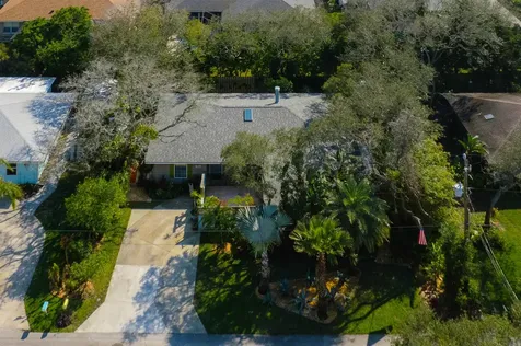 537 W Tropic Way St Augustine FL 32080