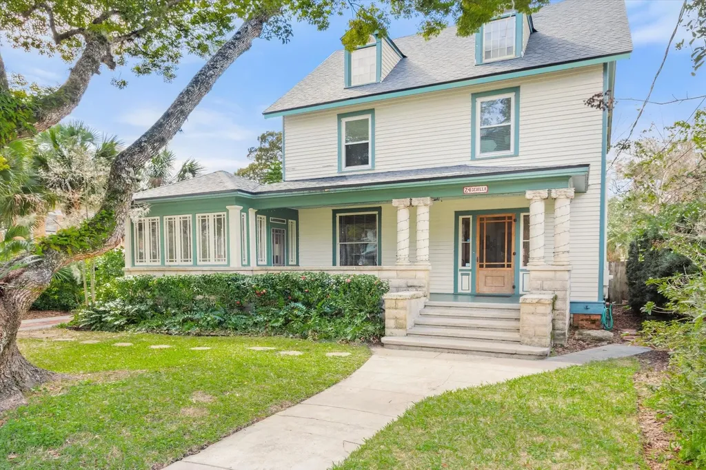 24 Sevilla Street St Augustine FL 32084
