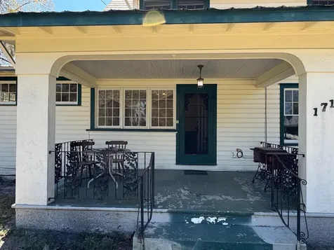 171 Central Avenue San Mateo FL 32187