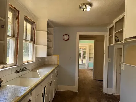 171 Central Avenue San Mateo FL 32187