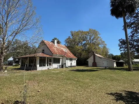 171 Central Avenue San Mateo FL 32187