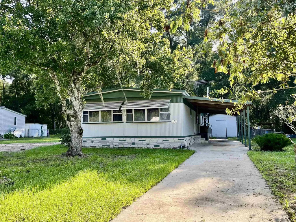 118 Park Circle Palatka FL 32177