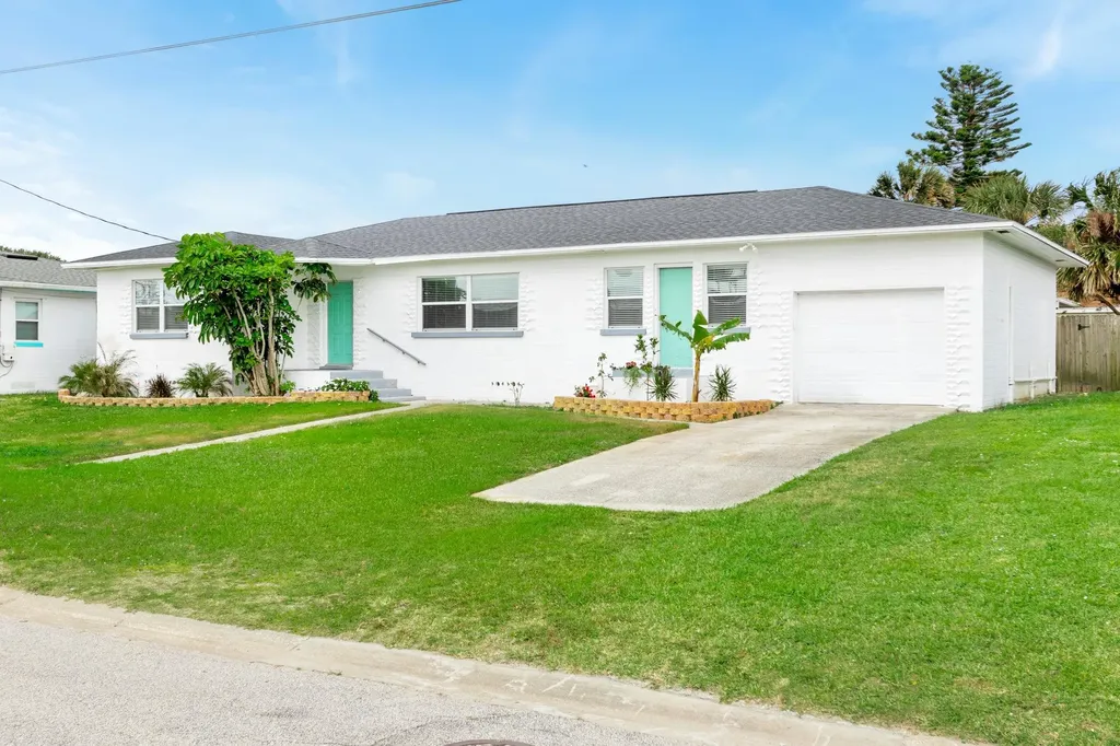 168 Boynton Boulevard Daytona Beach FL 32118