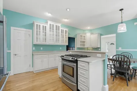 113 S Oakland Avenue San Mateo FL 32187
