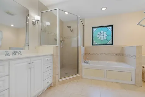 113 S Oakland Avenue San Mateo FL 32187