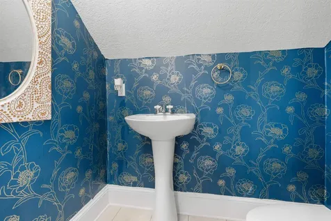 113 S Oakland Avenue San Mateo FL 32187