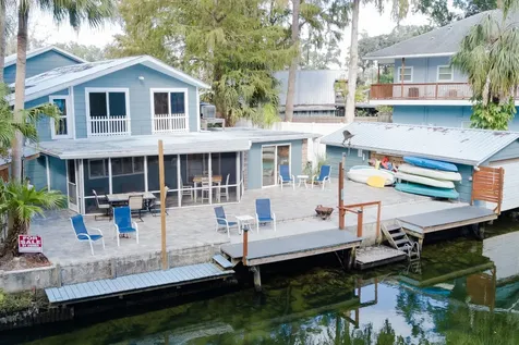 6194 Bear Trail WEEKI WACHEE FL 34607