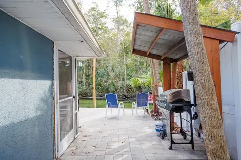 6194 Bear Trail Weeki Wachee FL 34607