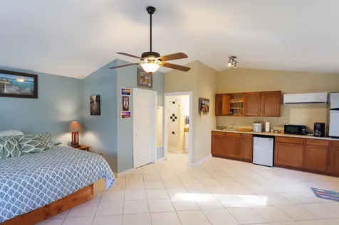 6194 Bear Trail Weeki Wachee FL 34607