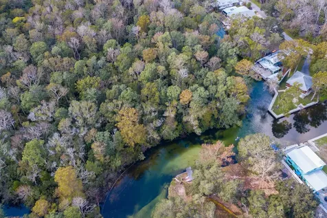 6194 Bear Trail Weeki Wachee FL 34607