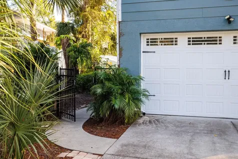 6194 Bear Trail Weeki Wachee FL 34607