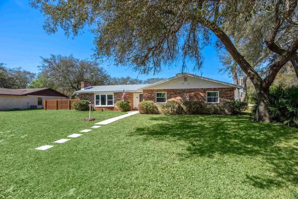 702 Queen Road St Augustine FL 32086