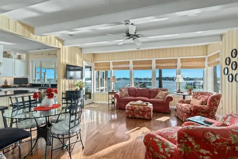 27 Dolphin Drive St Augustine FL 32080