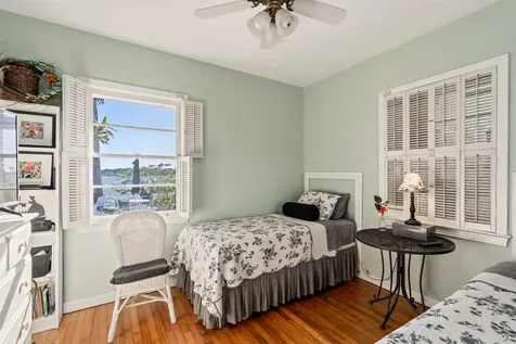 27 Dolphin Drive St Augustine FL 32080