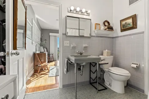 27 Dolphin Drive St Augustine FL 32080