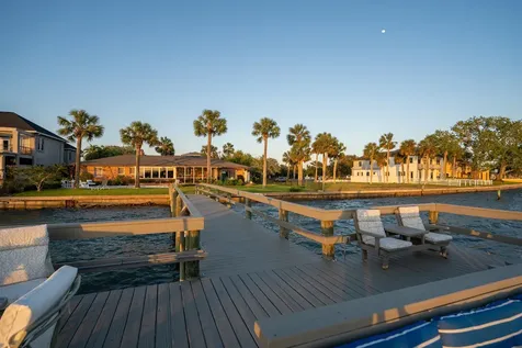 27 Dolphin Drive St Augustine FL 32080