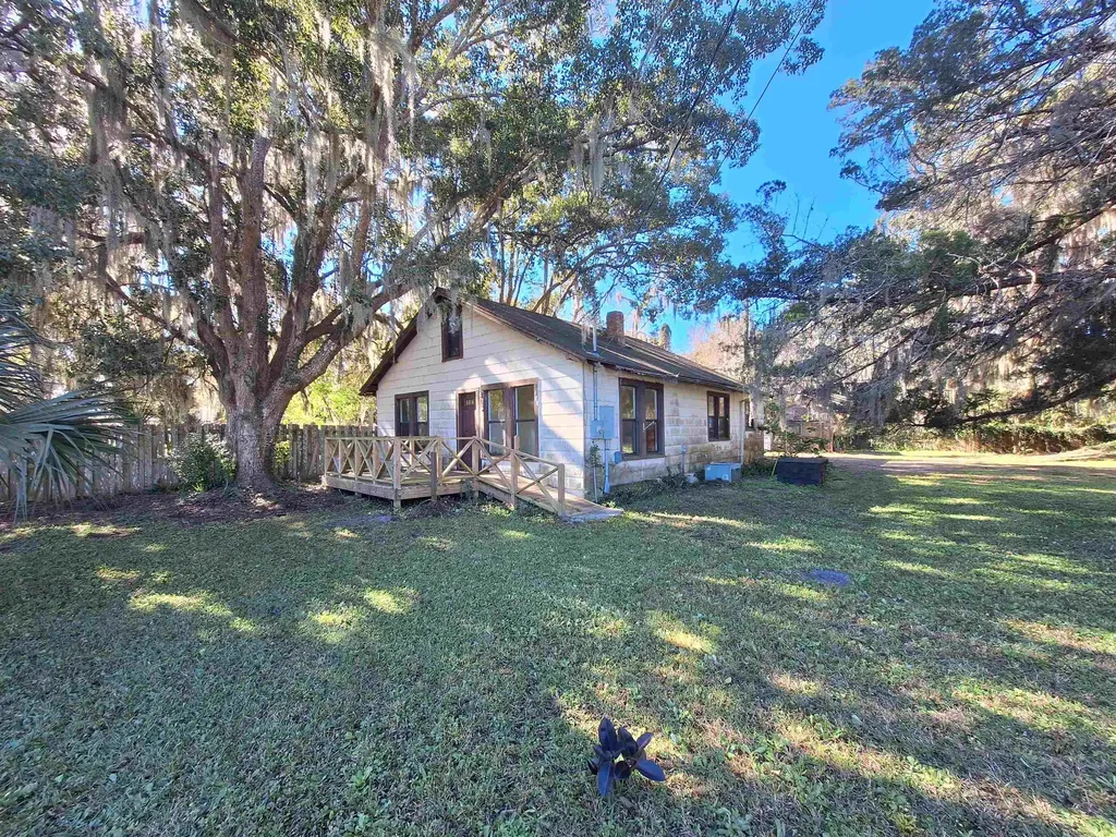 133 Putnam County Boulevard East Palatka FL 32131