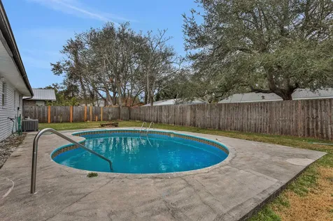 307 Warbler St Augustine FL 32086-6179