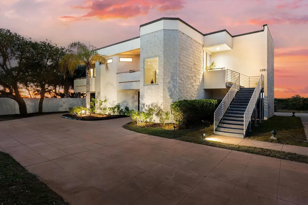 136 Lawn Avenue St Augustine FL 32084