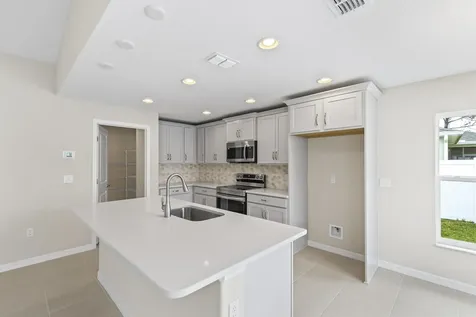 11 Buffalo Grove Drive Palm Coast FL 32164