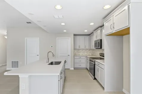 11 Buffalo Grove Drive Palm Coast FL 32164