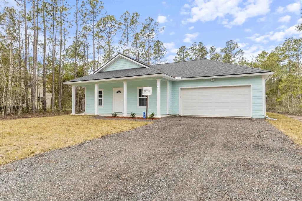 10615 Baylor Avenue Hastings FL 32145