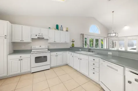 613 Nautical Way St Augustine FL 32080-9164