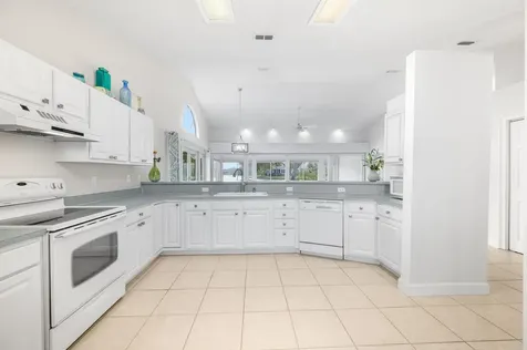 613 Nautical Way St Augustine FL 32080-9164