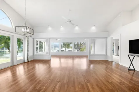 613 Nautical Way St Augustine FL 32080-9164